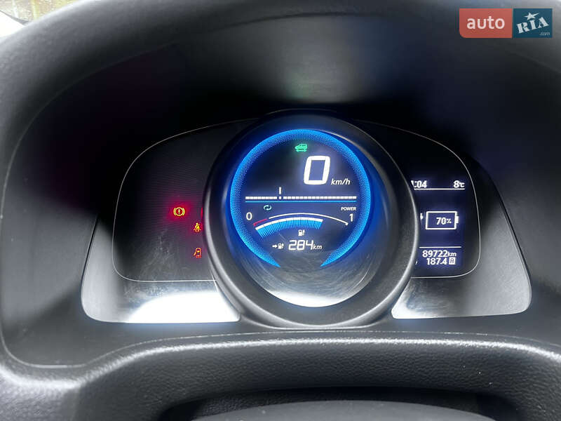Мінівен Nissan e-NV200 2015 в Мурованих Курилівцях
