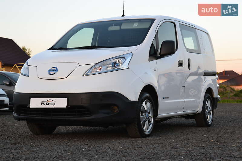 Грузовой фургон Nissan e-NV200 2020 в Луцке
