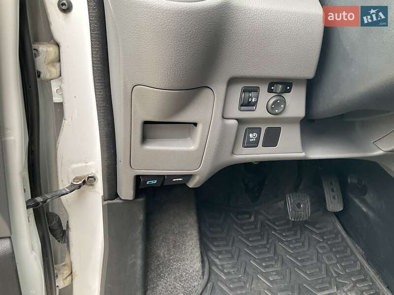 Грузовой фургон Nissan e-NV200 2022 в Ровно