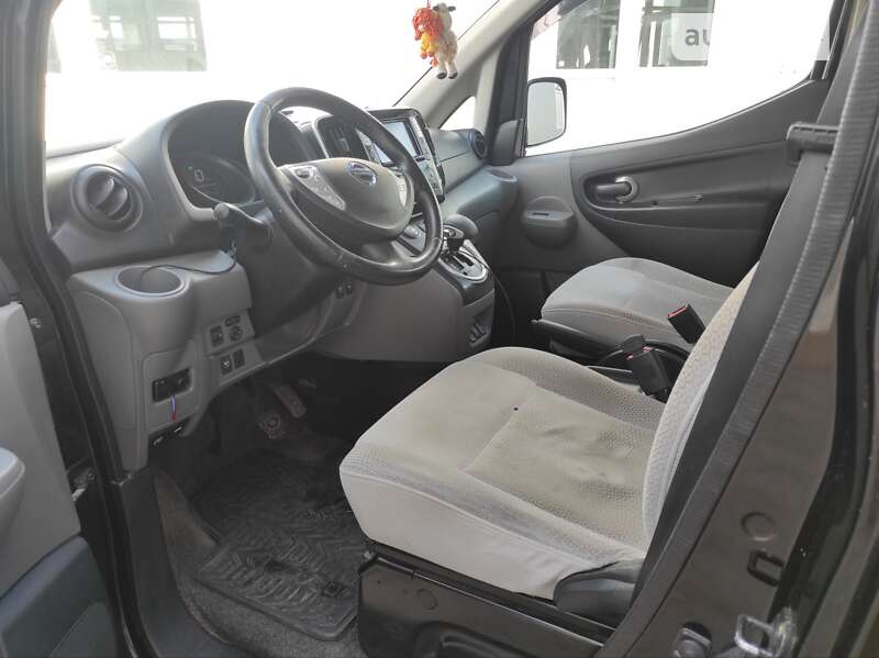 Мінівен Nissan e-NV200 2015 в Одесі