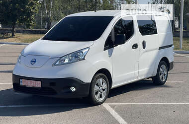 Грузовой фургон Nissan e-NV200 2018 в Житомире