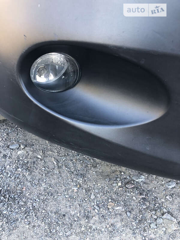 Вантажний фургон Nissan e-NV200 2016 в Вінниці