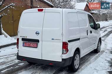 Вантажний фургон Nissan e-NV200 2019 в Хмельницькому