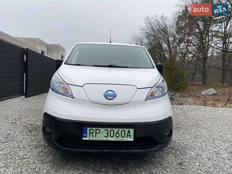 Минивэн Nissan e-NV200 2018 в Житомире фото 8 Минивэн Nissan e-NV200 2018 в Житомире