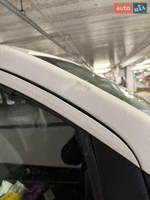 Мінівен Nissan e-NV200 2019 в Києві