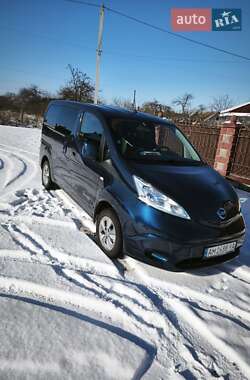 Мінівен Nissan e-NV200 2016 в 