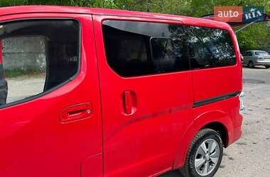 Мінівен Nissan e-NV200 2017 в 