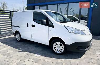 Грузовой фургон Nissan e-NV200 2019 в 
