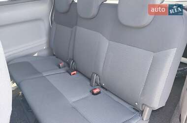 Мінівен Nissan e-NV200 2021 в 