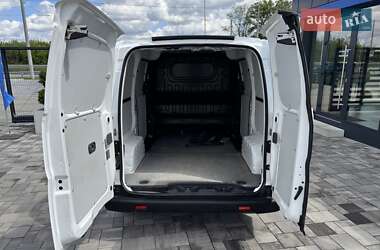 Вантажний фургон Nissan e-NV200 2021 в 