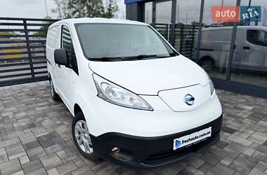 Грузовой фургон Nissan e-NV200 2019 в 