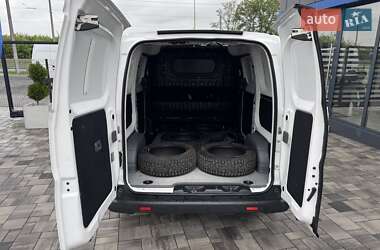 Грузовой фургон Nissan e-NV200 2019 в 