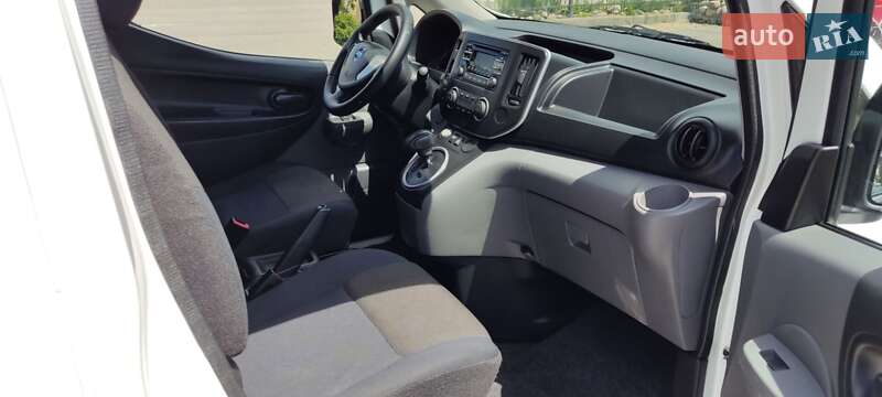 Грузовой фургон Nissan e-NV200 2018 в Ивано-Франковске
