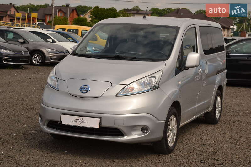 Nissan e-NV200 2016