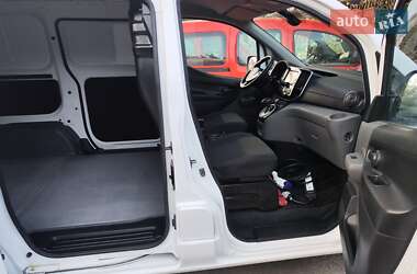 Грузовой фургон Nissan e-NV200 2019 в 