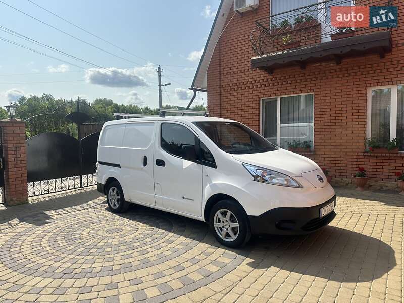 Nissan e-NV200 2020