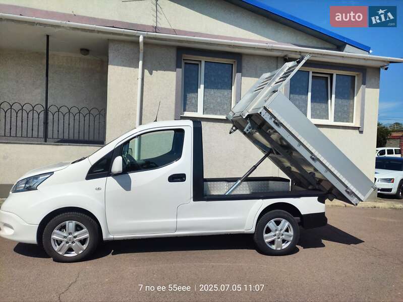 Самоскид Nissan e-NV200 2020 в Рівному
