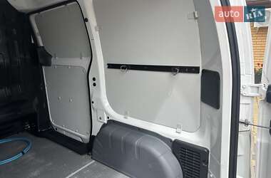 Вантажний фургон Nissan e-NV200 2019 в 