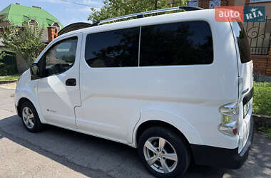Минивэн Nissan e-NV200 2014 в Хмельницком