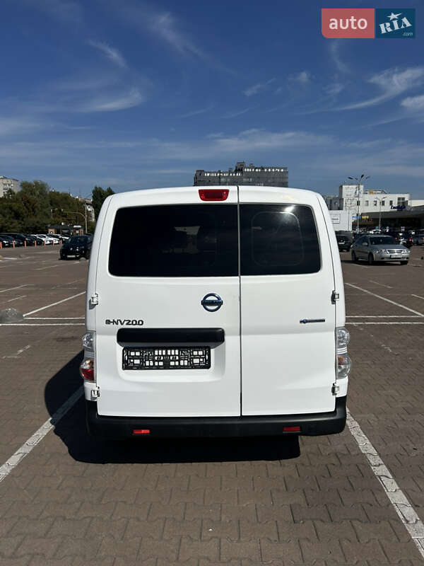 Мінівен Nissan e-NV200 2018 в Житомирі