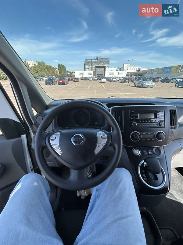 Мінівен Nissan e-NV200 2018 в Житомирі