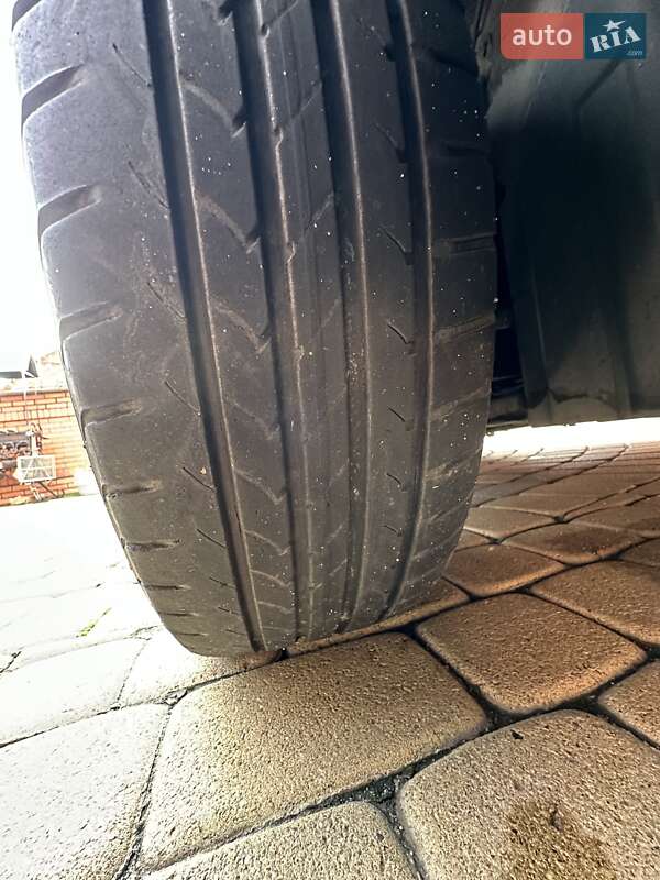 Грузовой фургон Nissan e-NV200 2018 в Хмельницком