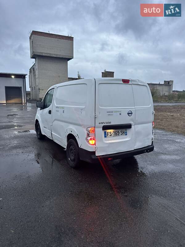 Вантажний фургон Nissan e-NV200 2020 в Рівному