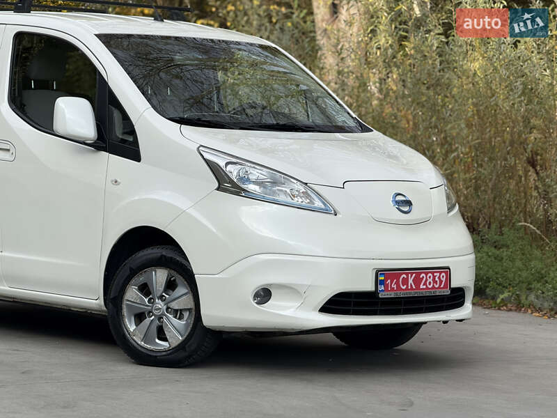 Мінівен Nissan e-NV200 2014 в Дрогобичі