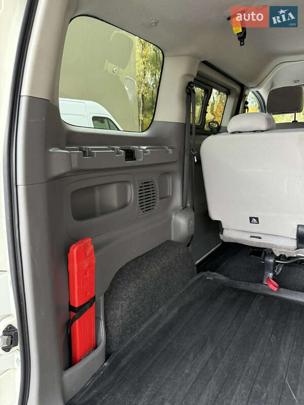 Мінівен Nissan e-NV200 2014 в Дрогобичі