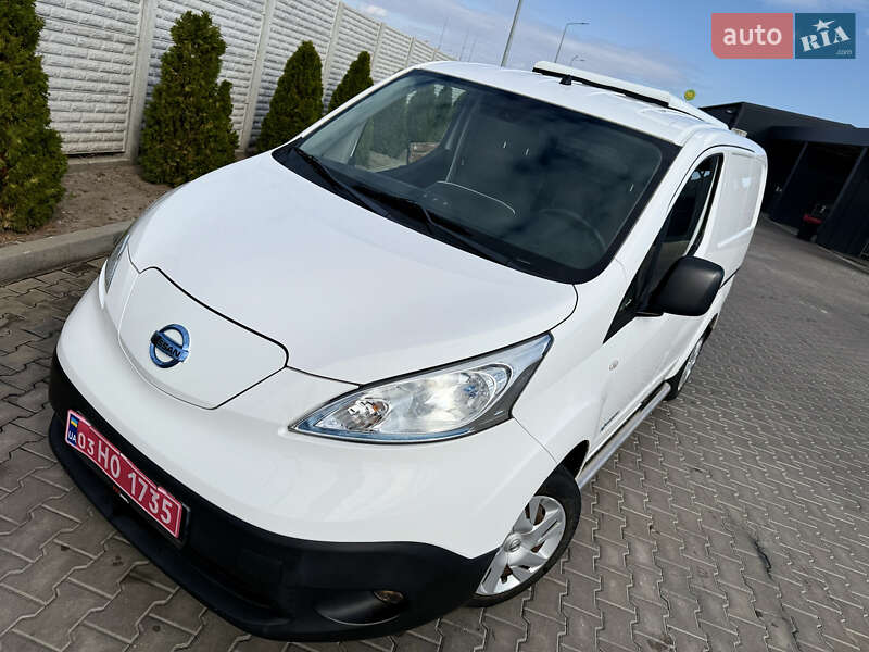 Вантажний фургон Nissan e-NV200 2015 в Дніпрі фото 4 Вантажний фургон Nissan e-NV200 2015 в Дніпрі