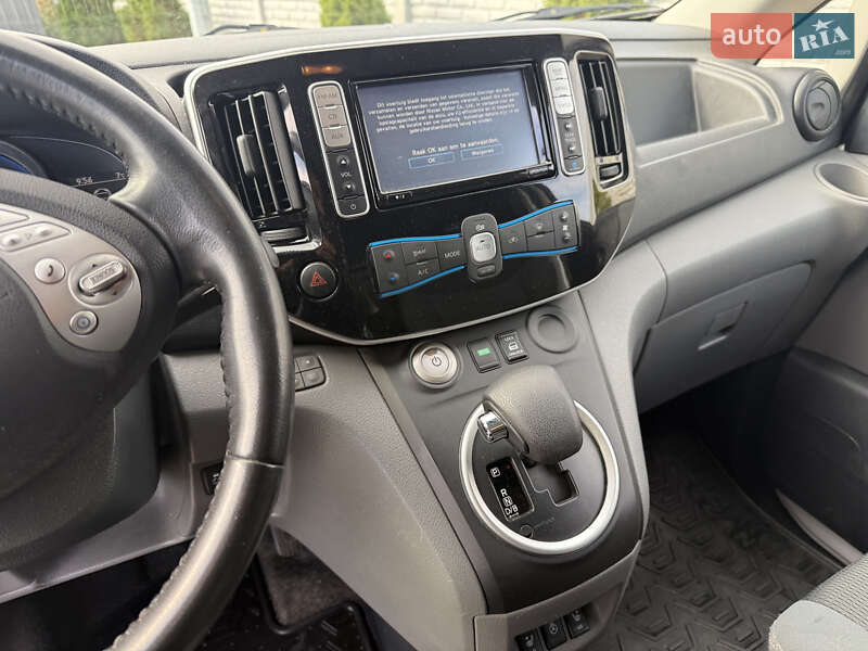 Вантажний фургон Nissan e-NV200 2015 в Дніпрі фото 9 Вантажний фургон Nissan e-NV200 2015 в Дніпрі