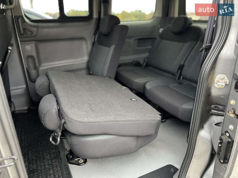 Мінівен Nissan e-NV200 2018 в Чернівцях