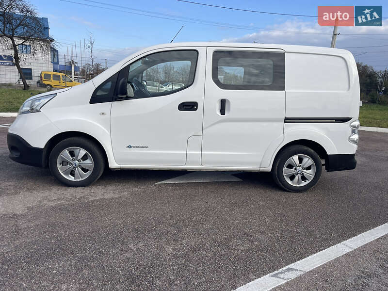 Минивэн Nissan e-NV200 2014 в Житомире