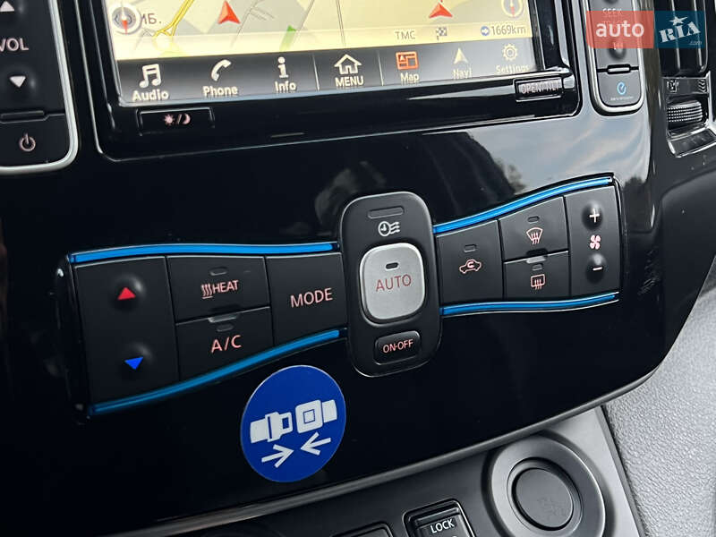 Мінівен Nissan e-NV200 2018 в Луцьку