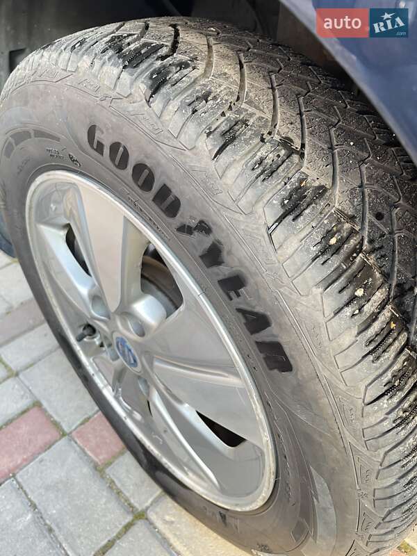 Мінівен Nissan e-NV200 2016 в Дніпрі