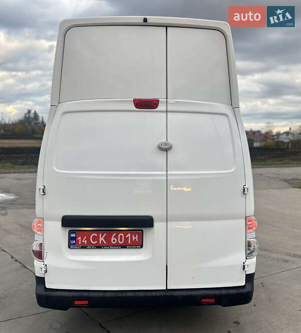Вантажний фургон Nissan e-NV200 2018 в Городенці