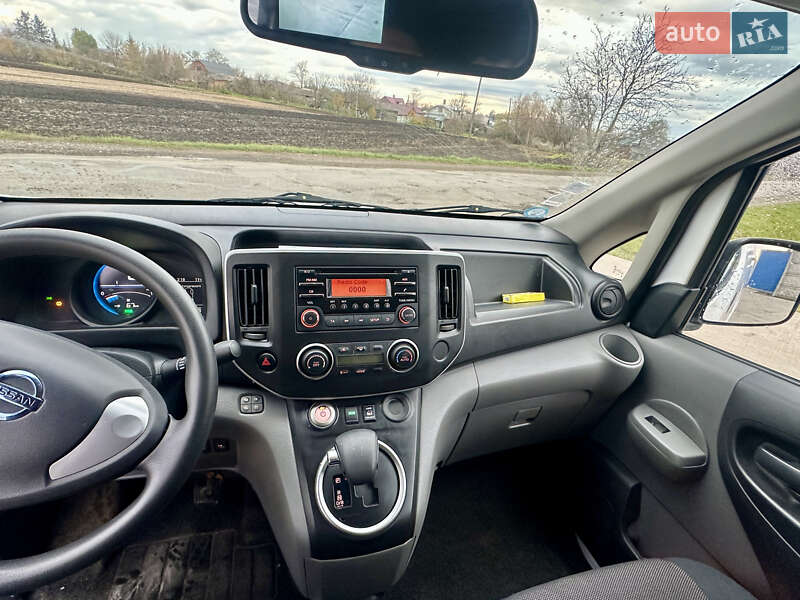 Вантажний фургон Nissan e-NV200 2018 в Городенці