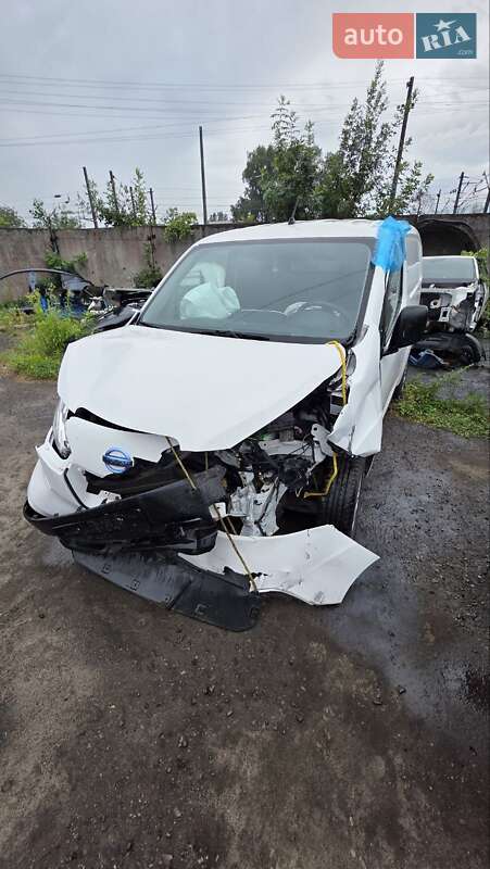 Nissan e-NV200 2016 Nissan e-NV200 2016