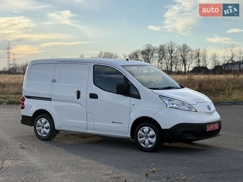 Nissan e-NV200 2020