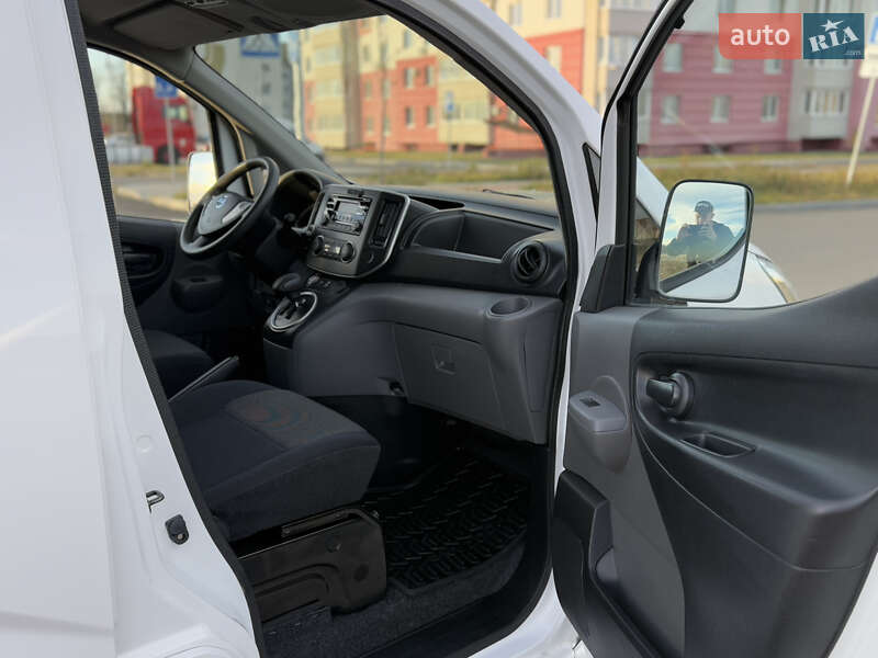 Вантажний фургон Nissan e-NV200 2020 в Вінниці