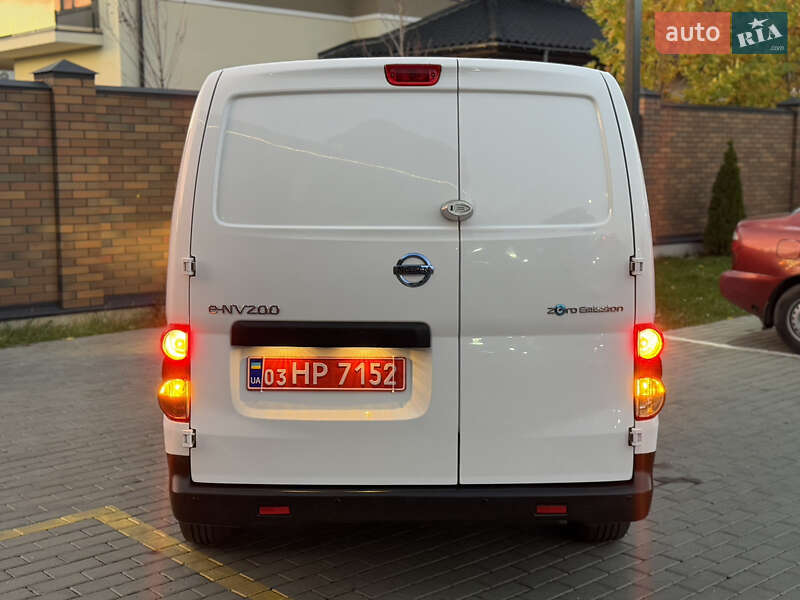 Вантажний фургон Nissan e-NV200 2020 в Вінниці