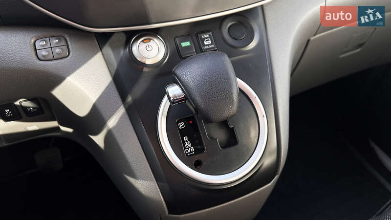 Грузовой фургон Nissan e-NV200 2018 в Львове