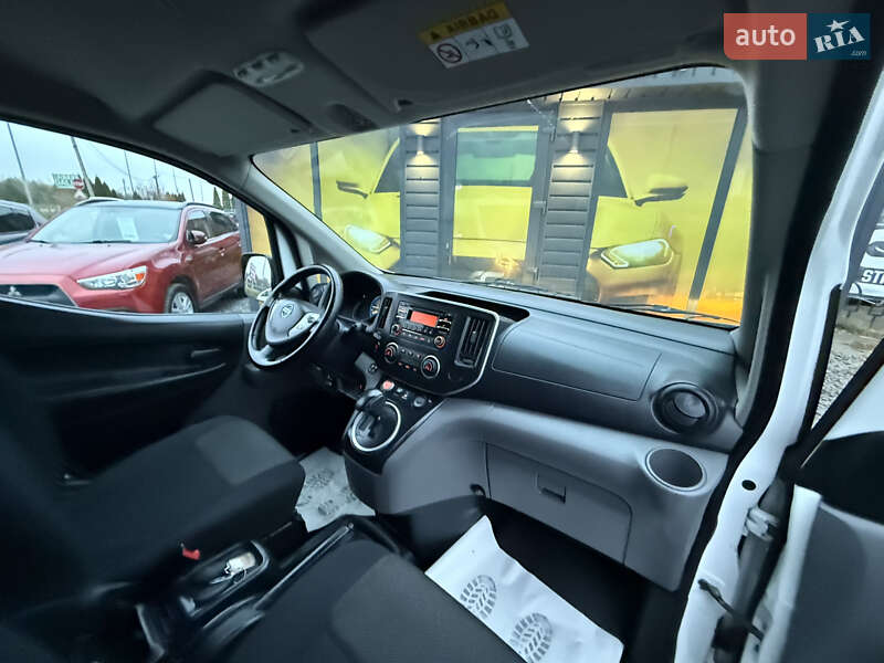 Вантажний фургон Nissan e-NV200 2019 в Стрию