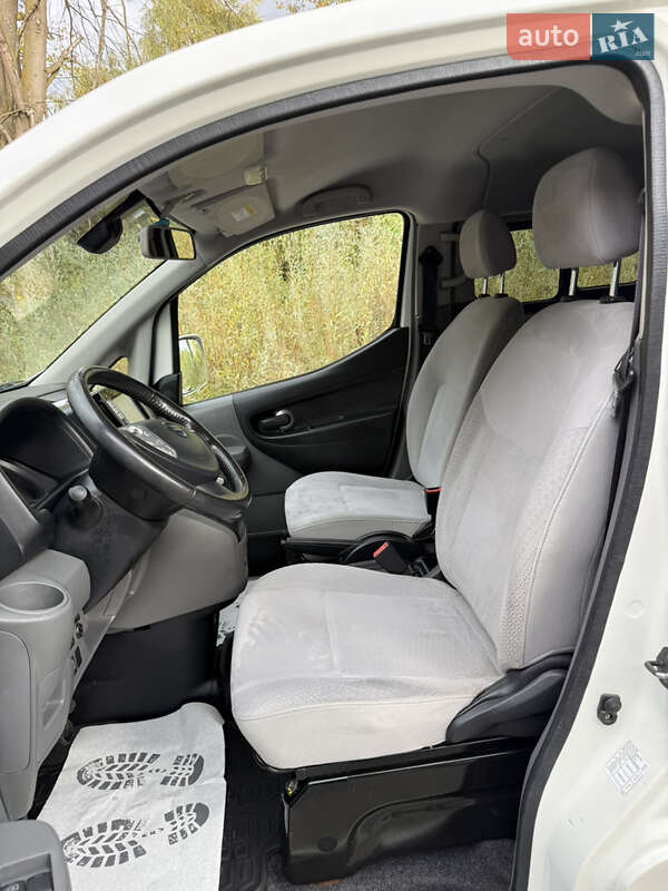 Минивэн Nissan e-NV200 2014 в Дрогобыче фото 14 Минивэн Nissan e-NV200 2014 в Дрогобыче