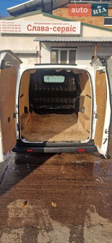 Грузовой фургон Nissan e-NV200 2014 в Житомире