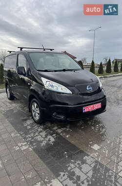 Минивэн Nissan e-NV200 2016 в Львове