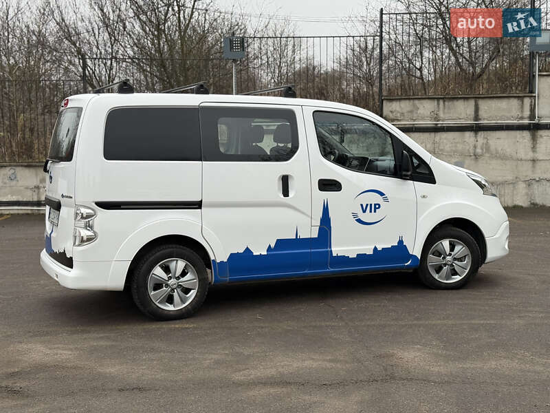Минивэн Nissan e-NV200 2020 в Ровно