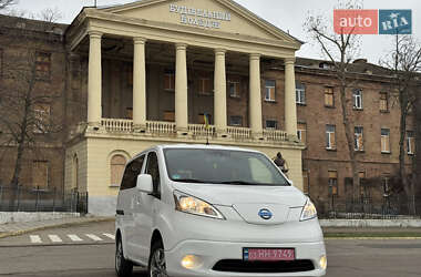 Мінівен Nissan e-NV200 2019 в Миколаєві