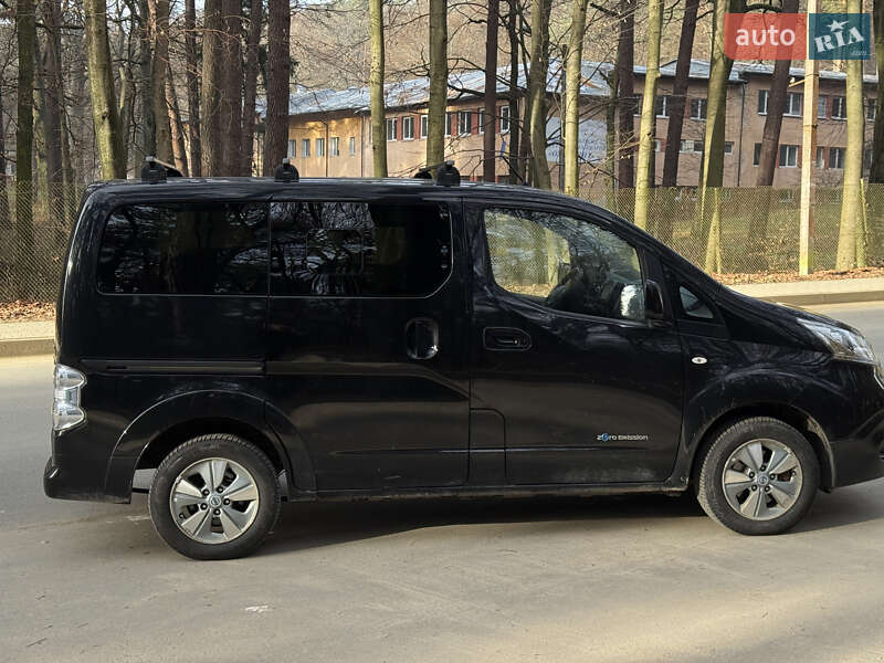 Мінівен Nissan e-NV200 2017 в Львові