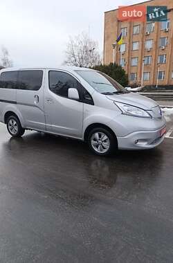 Мінівен Nissan e-NV200 2018 в Семенівці